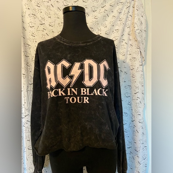 AC/DC | Tops | Officially Licensed Acdc Back In Black Tour Long Sleeve ...